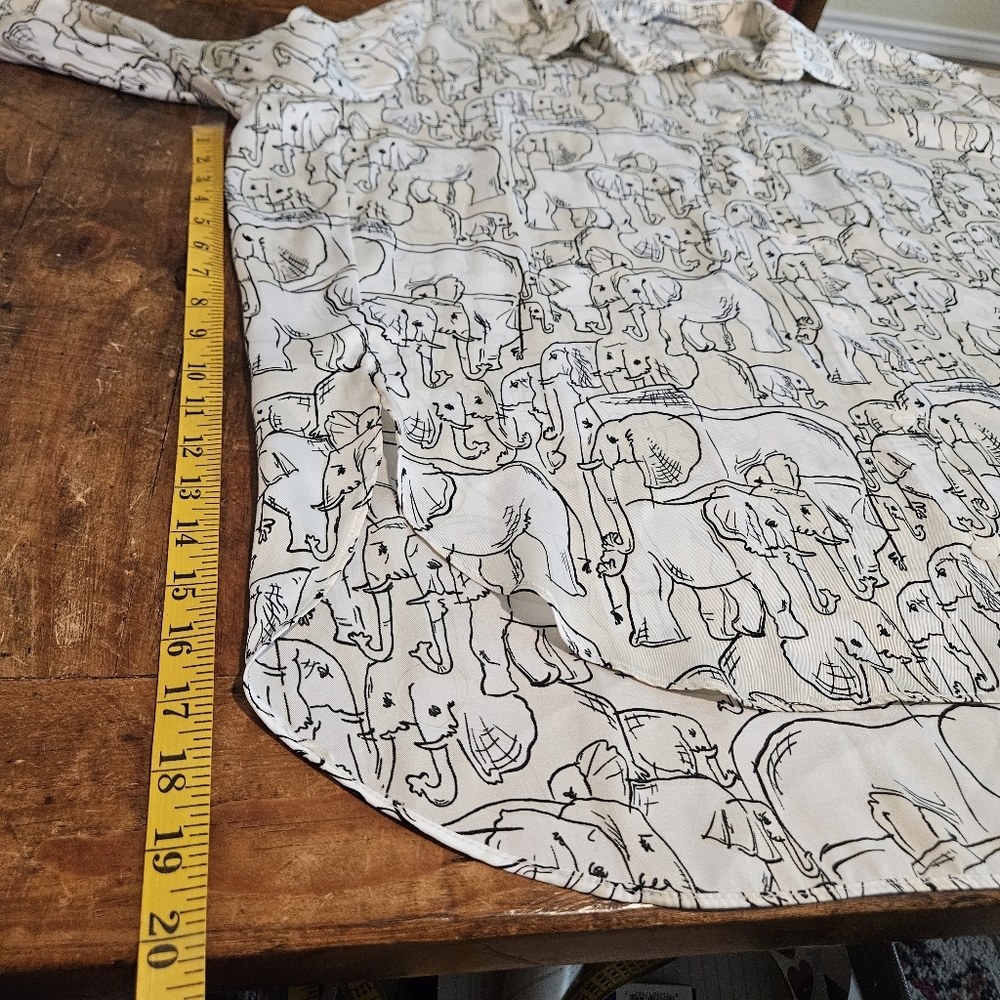 Womens Zara Graphic Relaxed Blouse with Elephants Size Large - Picture 7 of 12